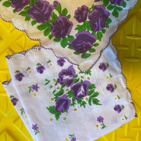 Vintage Handkerchief Purple Floral Scalloped Hanky 2 - Picture 2 of 4